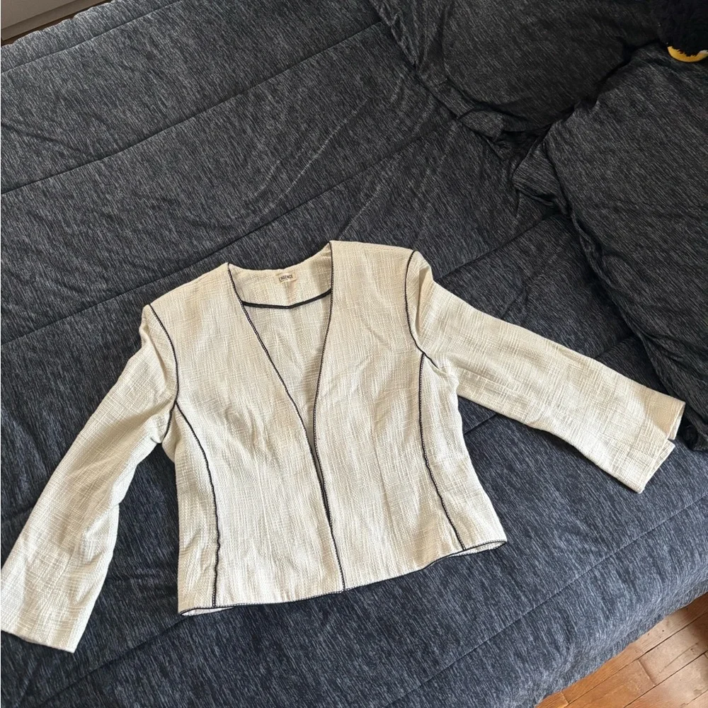 L’Agence Ivory and Black Trim Cropped Blazer - Picture 1 of 5